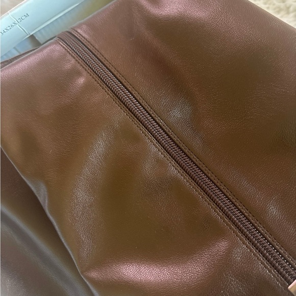 Brown boots - Picture 9 of 10